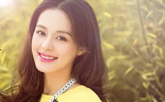 沈姓女演员吃瓜视频,揭秘幕后真相与争议瞬间