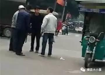 俩老头打架吃瓜视频大全,吃瓜群众围观视频大全